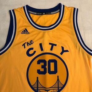 New Adidas Warriors  Curry Jersey Sz S